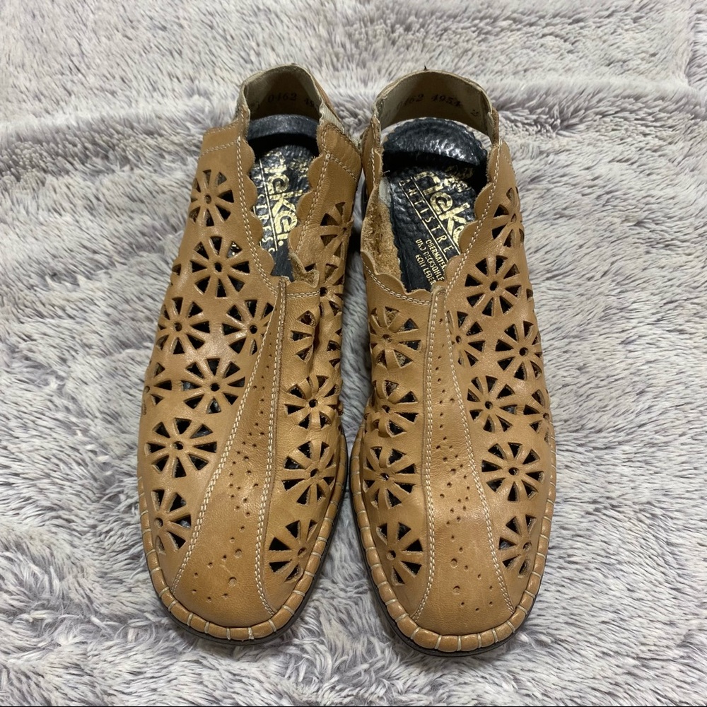 Rieker Leather Cutout  Sandals